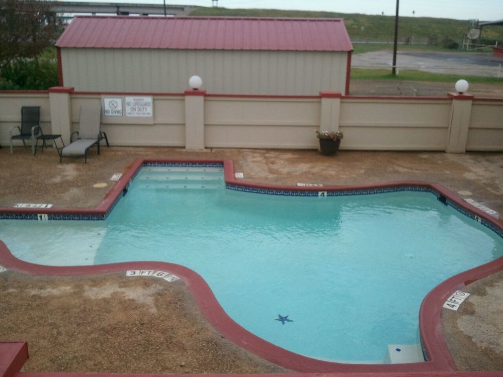 Royal Inn Pearsall Exterior foto